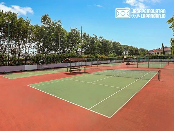 kontraktor lapangan tenis