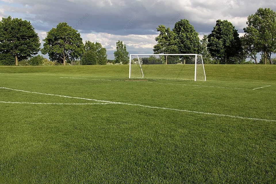 membuat sendiri lapangan sepak bola