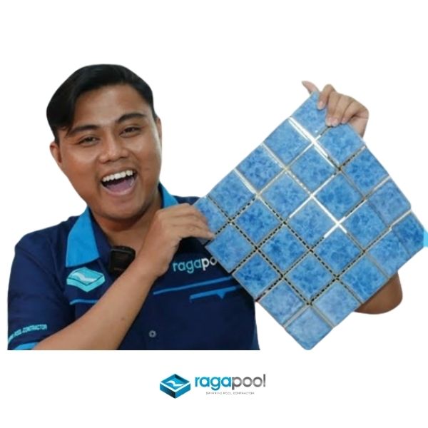 mozaik lantai kolam renang